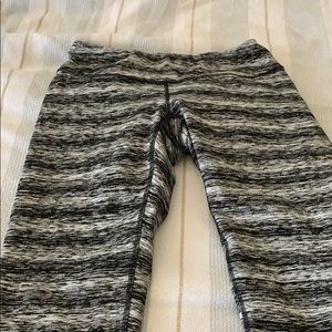 Black and while Lucy leggings